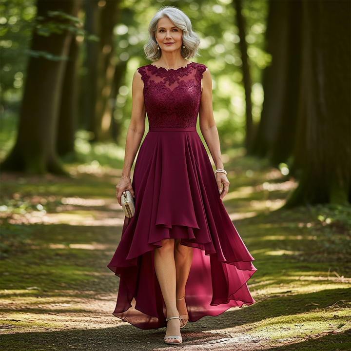 Freda | Stilfuld Og Elegant Aftenkjole Med Asymmetrisk Søm - Freya Kobenhavn