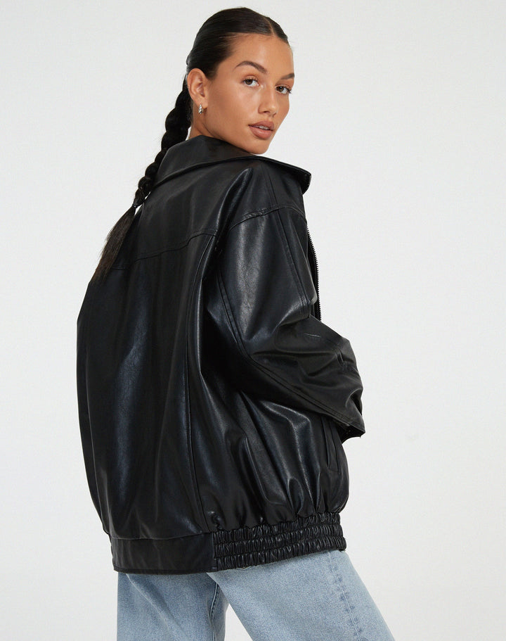 Andrea | Elegant Og Stilfuld Oversized Læderjakke - Freya Kobenhavn