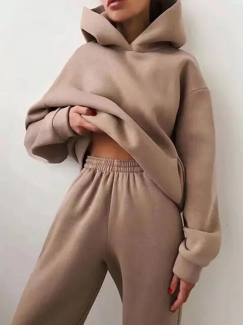 Jasmin | Dame Komfortabelt Hoodie Sæt Med Bukser - Freya Kobenhavn