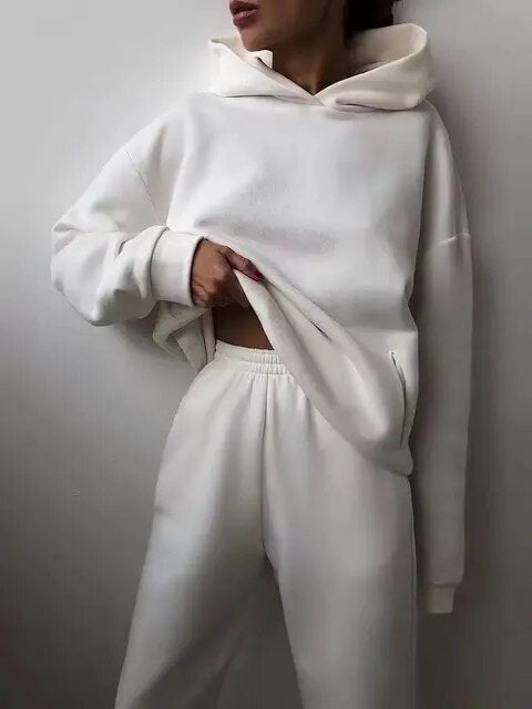 Jasmin | Dame Komfortabelt Hoodie Sæt Med Bukser - Freya Kobenhavn