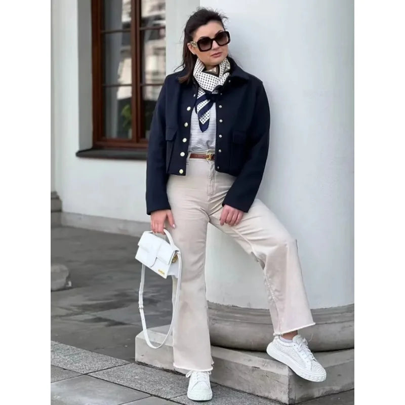 Josefine | Kvinders Vinter Kort Casual Jakke med Knapper - Freya Kobenhavn