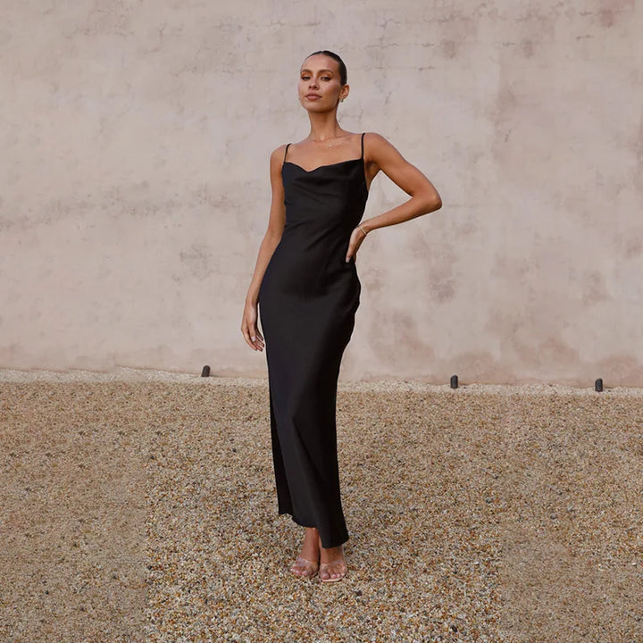 Klara™ | Satin Maxi Kjole med Cowl Neck - Freya Kobenhavn