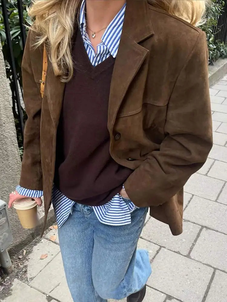 Jasmin | Stilfuld Og Behagelig Ruskindsjakke - Freya Kobenhavn