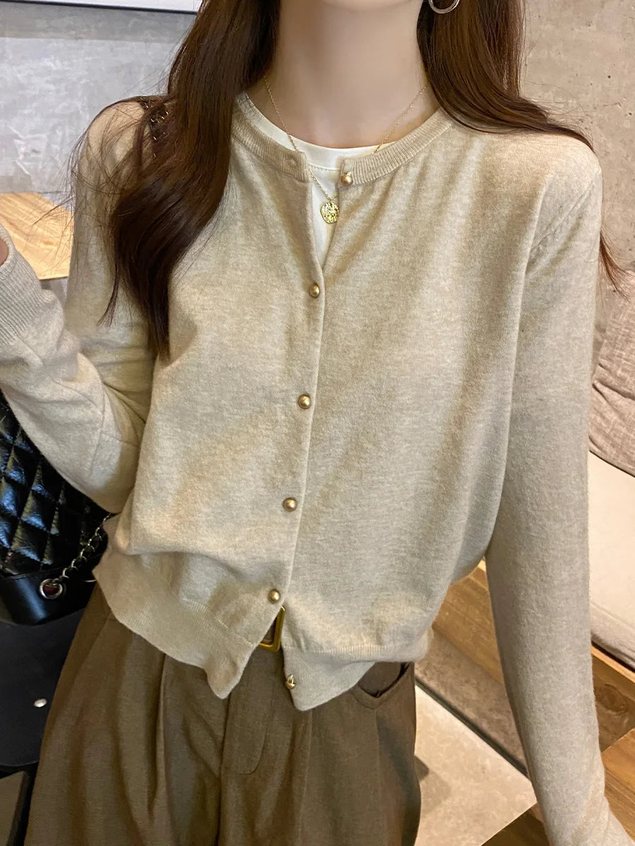 Cornelia | Stilfuld Og Behagelig Strikket Cardigan Med Knapper - Freya Kobenhavn