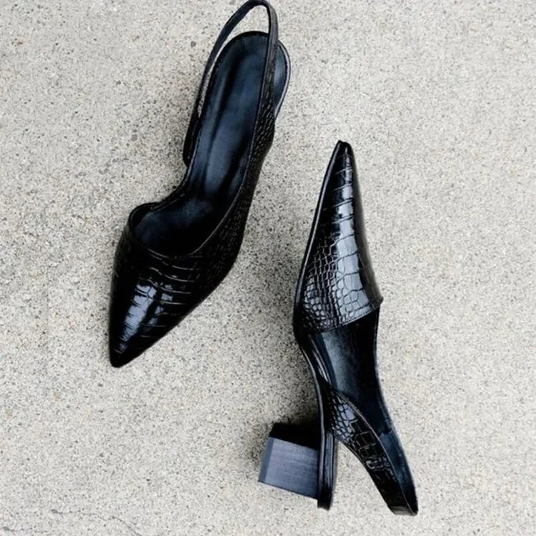 Rosanne | Pumps med Blokhæl og Spids Tå