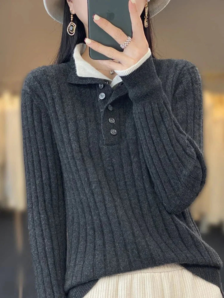 Emilie | Vinter ribstrikket sweater med knapkrave til kvinder - Freya Kobenhavn