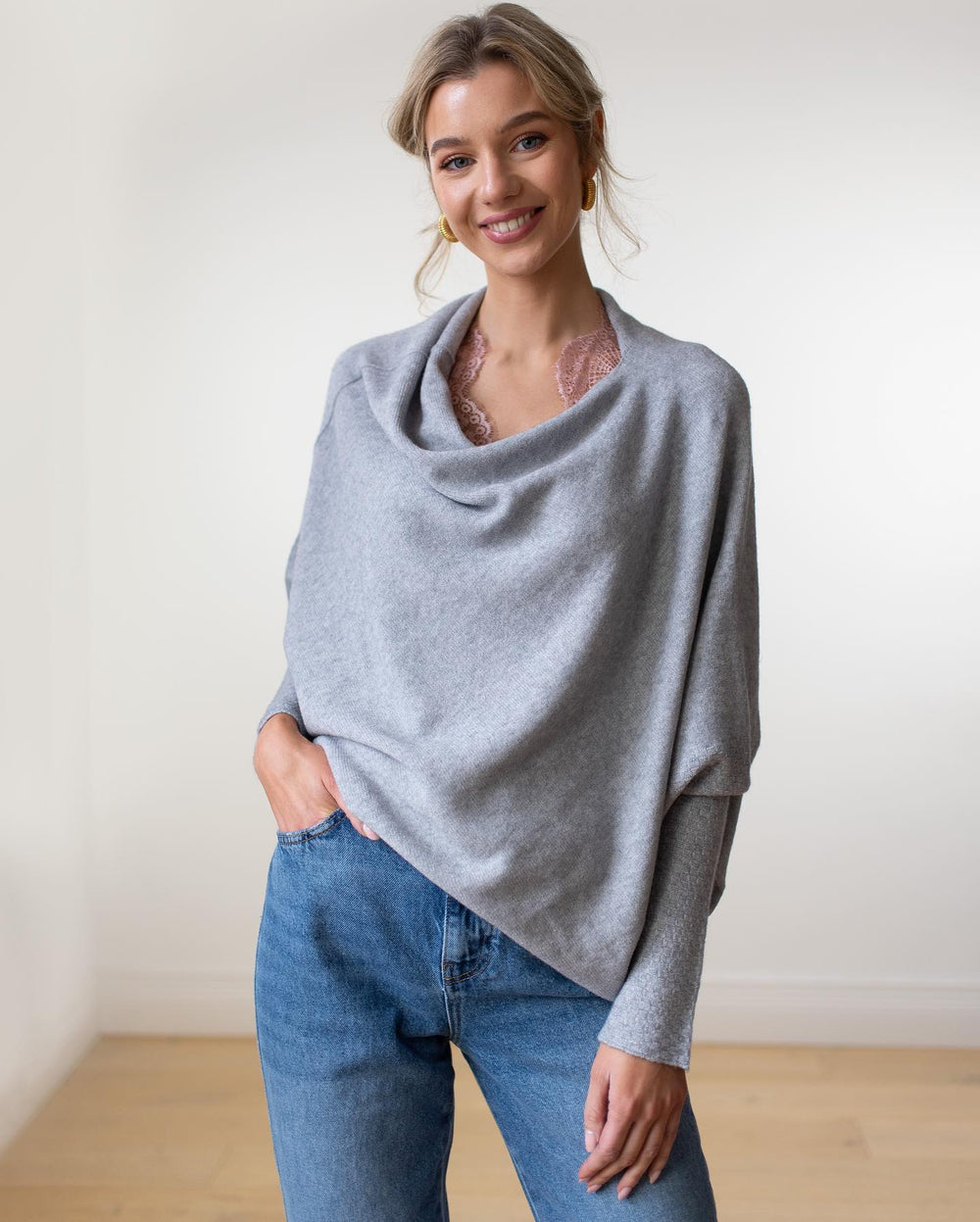 Johanne | Dame Off-Shoulder Sweater med Løs Pasform - Freya Kobenhavn