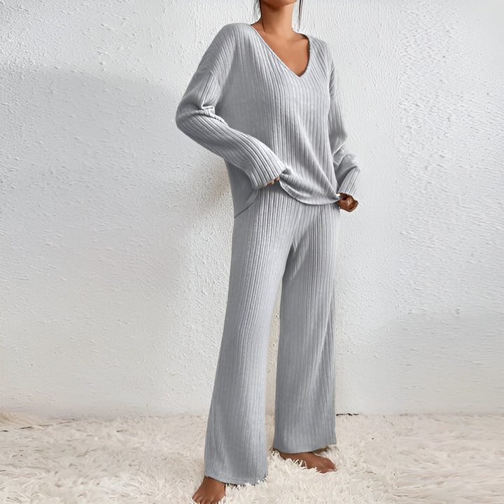Wilma™ | Ribbet V-hals sweater sæt - Freya Kobenhavn