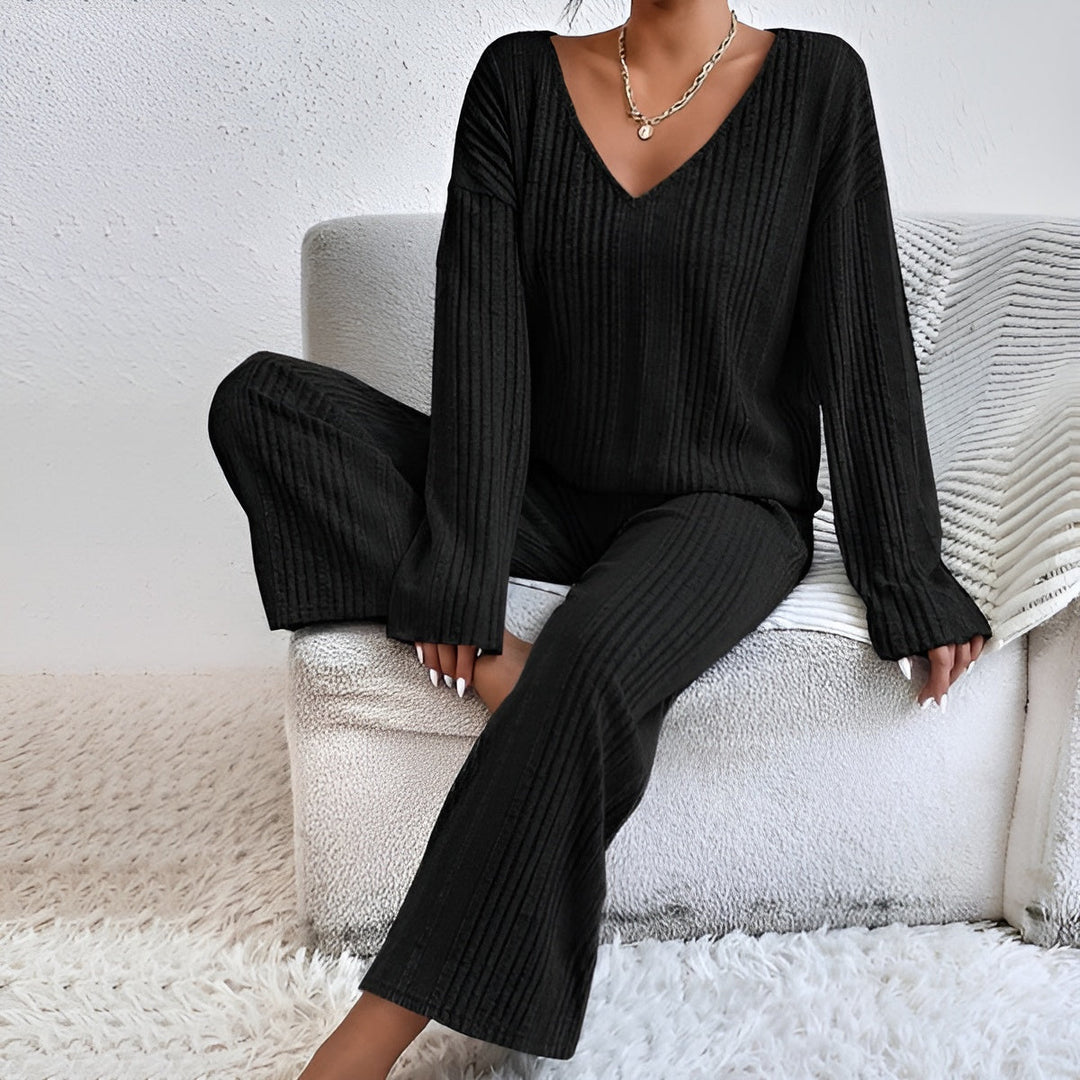 Wilma™ | Ribbet V-hals sweater sæt - Freya Kobenhavn