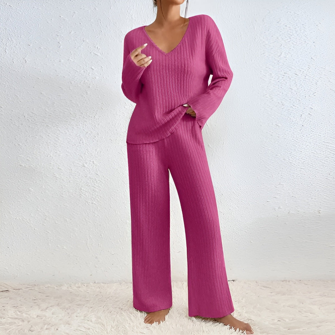 Wilma™ | Ribbet V-hals sweater sæt - Freya Kobenhavn