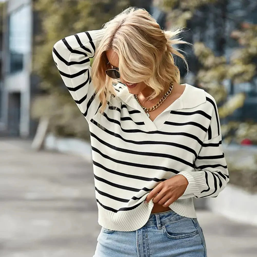 Clara | Casual stribet sweater med krave til kvinder - Freya Kobenhavn
