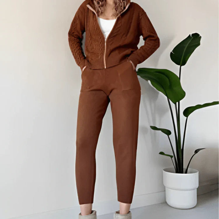Karlotta | Dame Kabelstrikket Sweater Og Bukser Sæt - Freya Kobenhavn