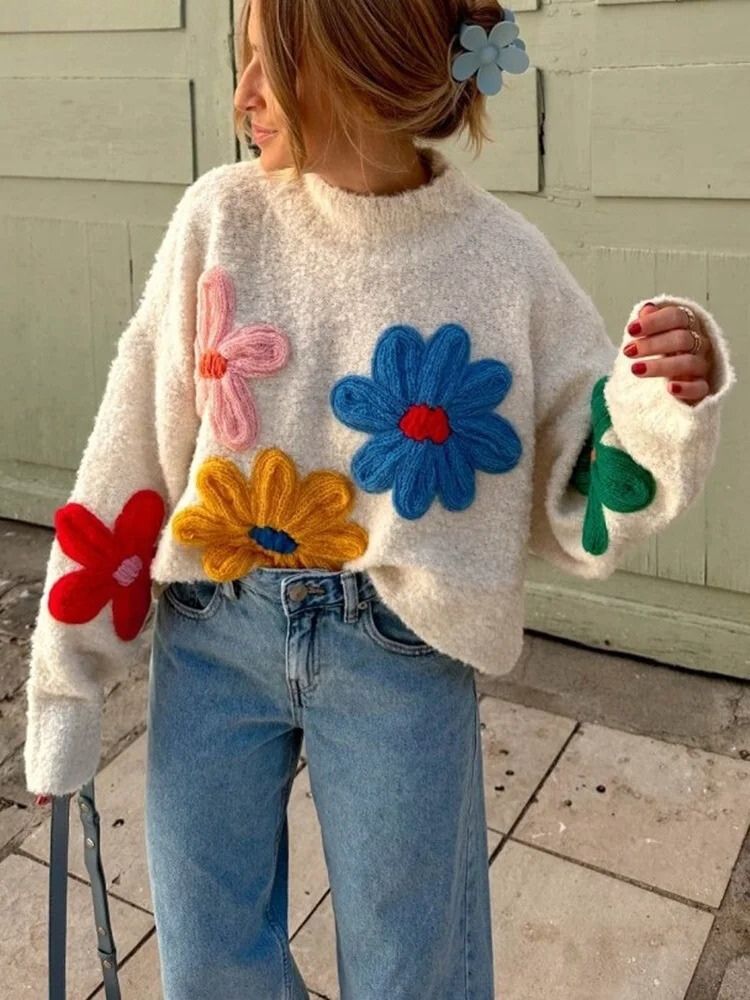 Edith | Afslappet varm sweater med blomstret strik til kvinder - Freya Kobenhavn