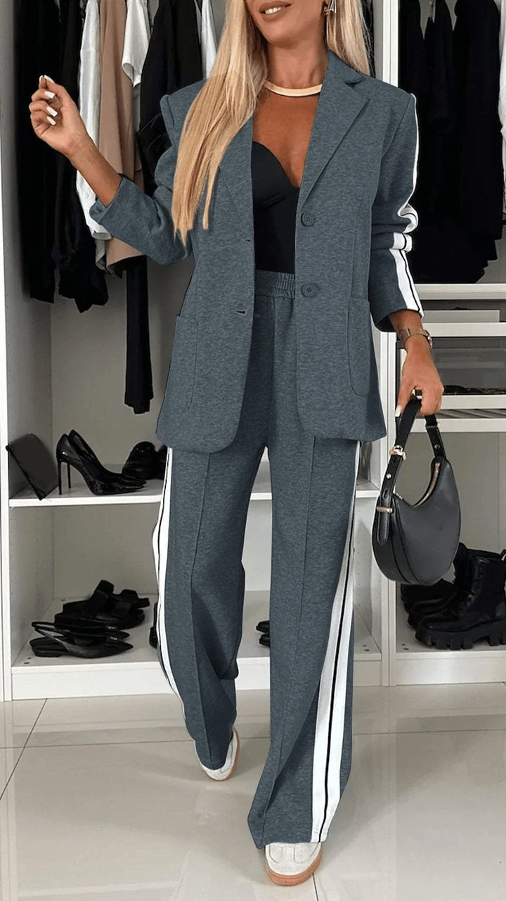 Nina | Stilfuld og Casual Tracksuit - Freya Kobenhavn