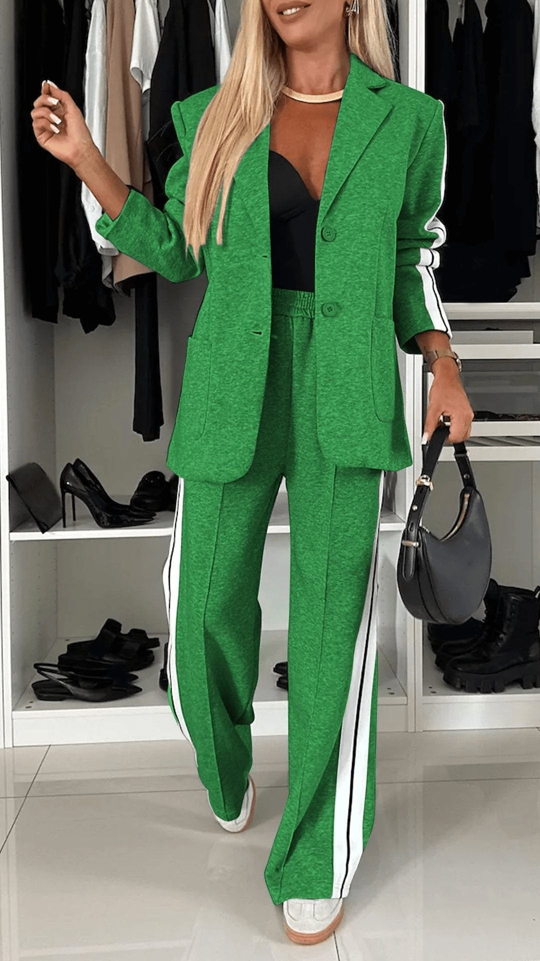 Nina | Stilfuld og Casual Tracksuit - Freya Kobenhavn